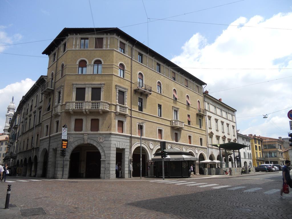 Apartment Bergamo Centro Storico Ngoại thất bức ảnh